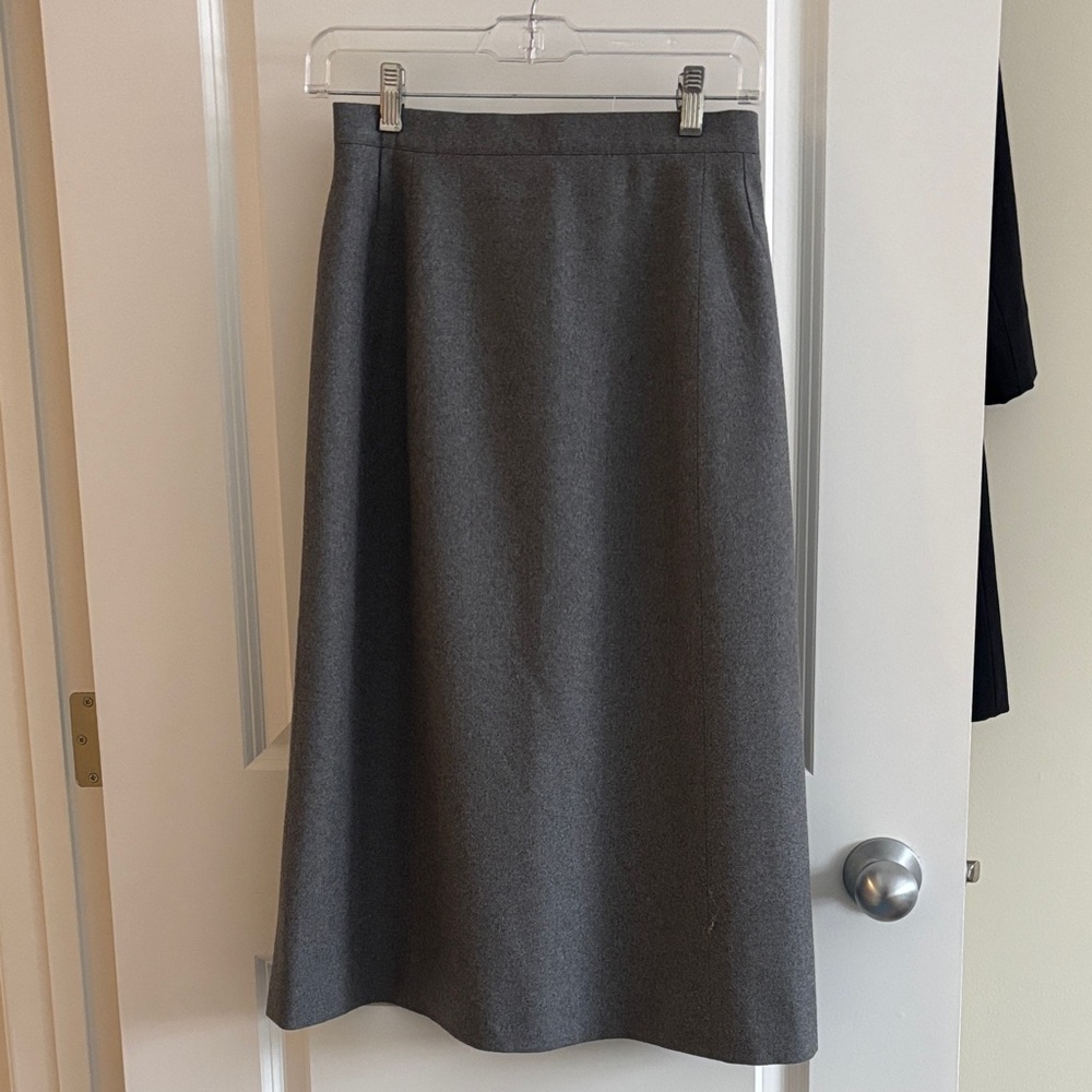 Aquascutum London Charcoal A-Line Skirt